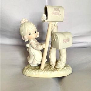 Precious Moments Good News is so Uplifting